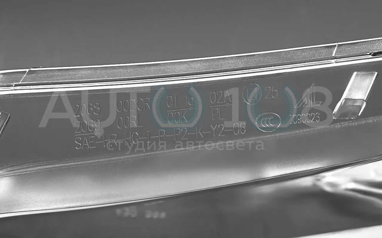 Стекло фары BMW 3r E92 / E93 (2005-2010) дорестайлинг (правое) Стекло фары BMW 3r E92 / E93 (2005-2010) дорестайлинг (правое) по выгодной цене