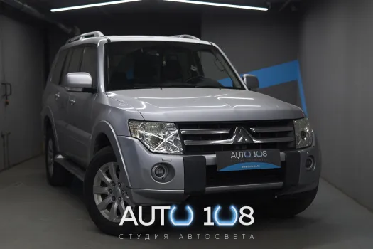 Mitsubishi Pajero 4 — установка светодиодных BiLED линз Criline d4, полировка стекол фар